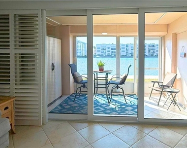 7560 Bay Island Drive S - Photo Thumbnail 65