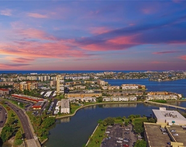 7560 Bay Island Drive S - Photo Thumbnail 57