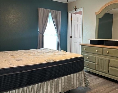 9297 Anita Avenue - Photo Thumbnail 11
