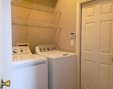 18132 Portside Street - Photo Thumbnail 6
