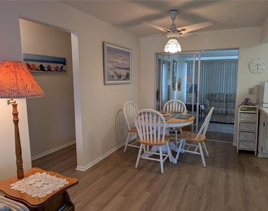 4450 93rd Terrace N - Photo Thumbnail 12