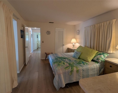 4450 93rd Terrace N - Photo Thumbnail 11