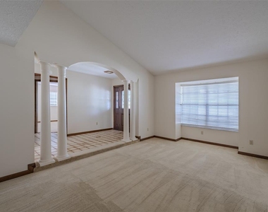 501 Bryan Road - Photo Thumbnail 13