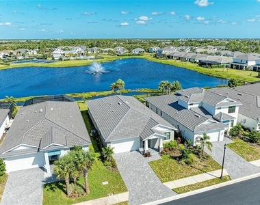 18530 Midsummer Place - Photo Thumbnail 56