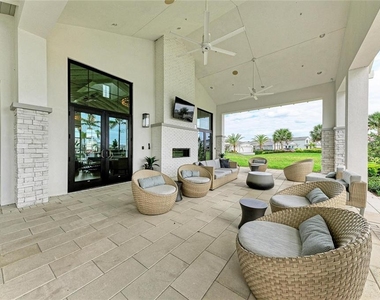 18530 Midsummer Place - Photo Thumbnail 75