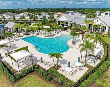 18530 Midsummer Place - Photo Thumbnail 71