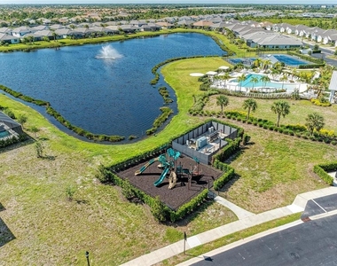 18530 Midsummer Place - Photo Thumbnail 89