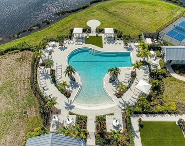 18530 Midsummer Place - Photo Thumbnail 98