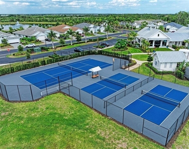 18530 Midsummer Place - Photo Thumbnail 97