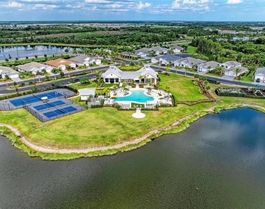 18530 Midsummer Place - Photo Thumbnail 59