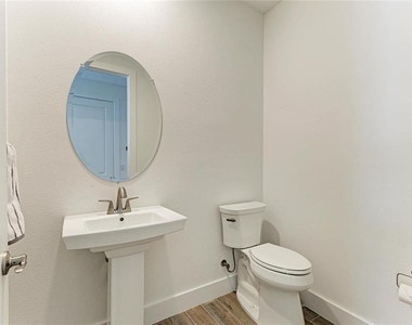 18530 Midsummer Place - Photo Thumbnail 41