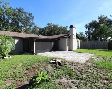 5017 Oakshire Dr - Photo Thumbnail 39