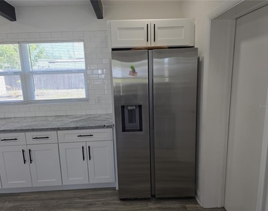 4301 W Wisconsin Avenue - Photo Thumbnail 10