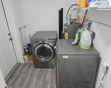 4301 W Wisconsin Avenue - Photo Thumbnail 11