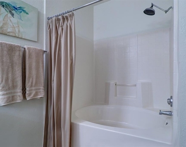 2741 Via Cipriani - Photo Thumbnail 18