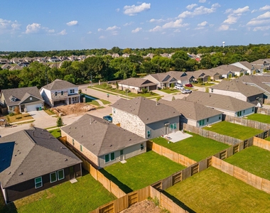 3407 Brushy Marsh Drive - Photo Thumbnail 4