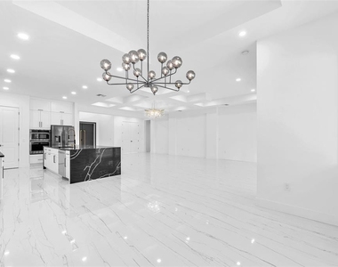11921 Fort King Highway - Photo Thumbnail 9