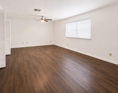3111 West Creek Club Drive - Photo Thumbnail 25