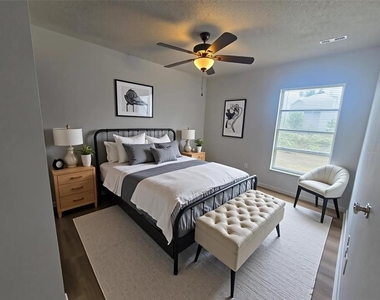 12412 Cardiff Drive - Photo Thumbnail 10