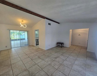 12412 Cardiff Drive - Photo Thumbnail 3