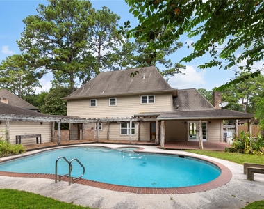 8215 Winding Hill Lane - Photo Thumbnail 35