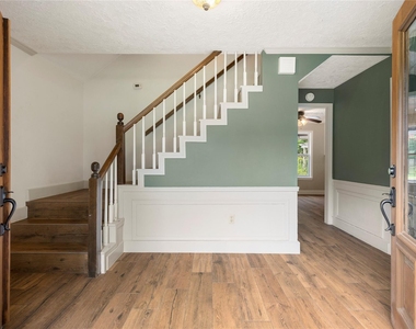 8215 Winding Hill Lane - Photo Thumbnail 11