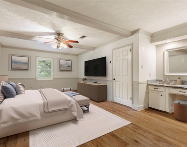 8215 Winding Hill Lane - Photo Thumbnail 9
