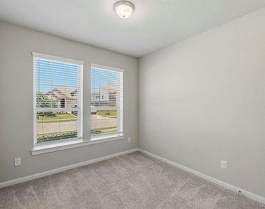 10055 Napier Drive - Photo Thumbnail 16
