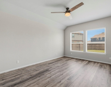 10055 Napier Drive - Photo Thumbnail 13