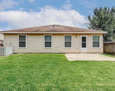 7027 Parkford Meadow Drive - Photo Thumbnail 28