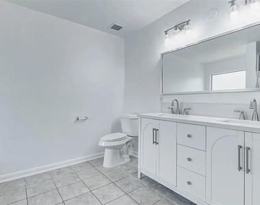 7027 Parkford Meadow Drive - Photo Thumbnail 23