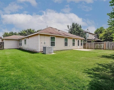 7027 Parkford Meadow Drive - Photo Thumbnail 29
