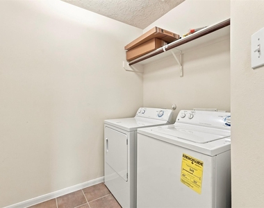12563 Chiswick Road - Photo Thumbnail 21