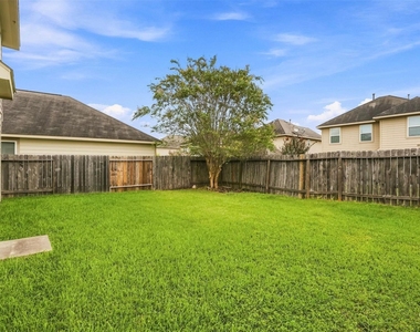 12563 Chiswick Road - Photo Thumbnail 23