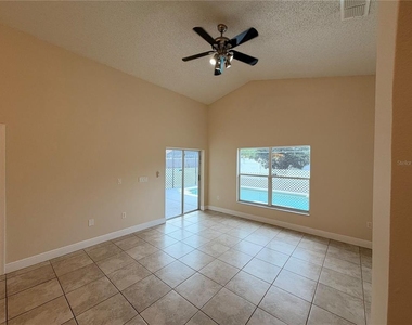 4647 Eagle Peak Drive - Photo Thumbnail 10
