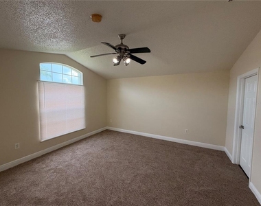 4647 Eagle Peak Drive - Photo Thumbnail 21