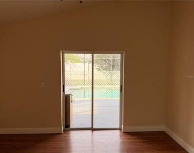 4647 Eagle Peak Drive - Photo Thumbnail 14
