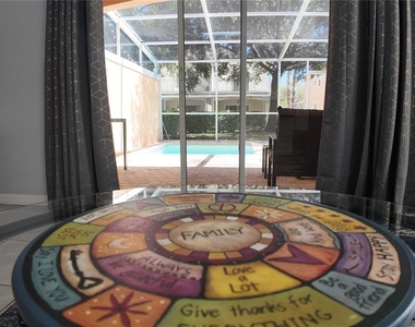 1711 Retreat Circle - Photo Thumbnail 18