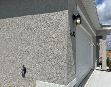 2432 Nw 22nd Court - Photo Thumbnail 19