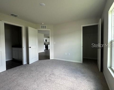 2432 Nw 22nd Court - Photo Thumbnail 14