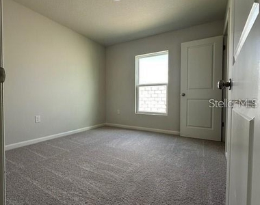 2432 Nw 22nd Court - Photo Thumbnail 11
