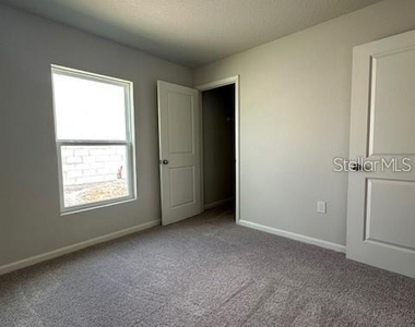 2432 Nw 22nd Court - Photo Thumbnail 12