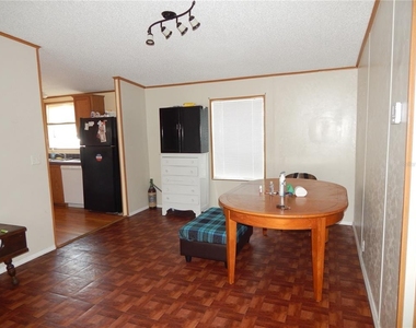 900 Columbia Avenue - Photo Thumbnail 2