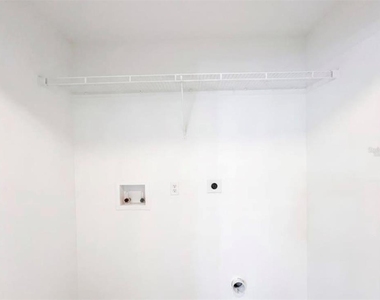 1801 Missouri Avenue - Photo Thumbnail 15