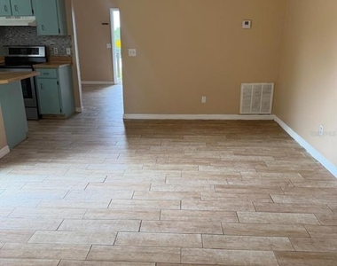 1726 Monticello Street - Photo Thumbnail 11