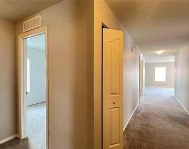 13609 Laranja Street - Photo Thumbnail 5