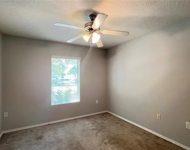 13609 Laranja Street - Photo Thumbnail 6