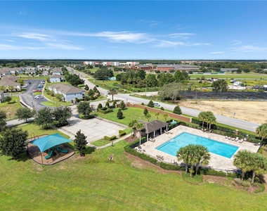 441 Sardinia Circle - Photo Thumbnail 2