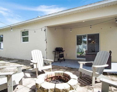 441 Sardinia Circle - Photo Thumbnail 21