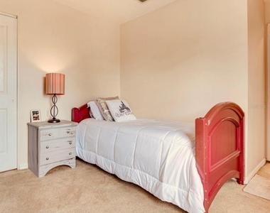 345 Sonja Circle - Photo Thumbnail 33